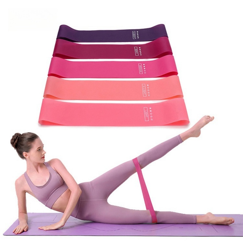 Pilates Yoga Circle - اليوغا المقاومة الفرقة المرأة القرفصاء الوركين
