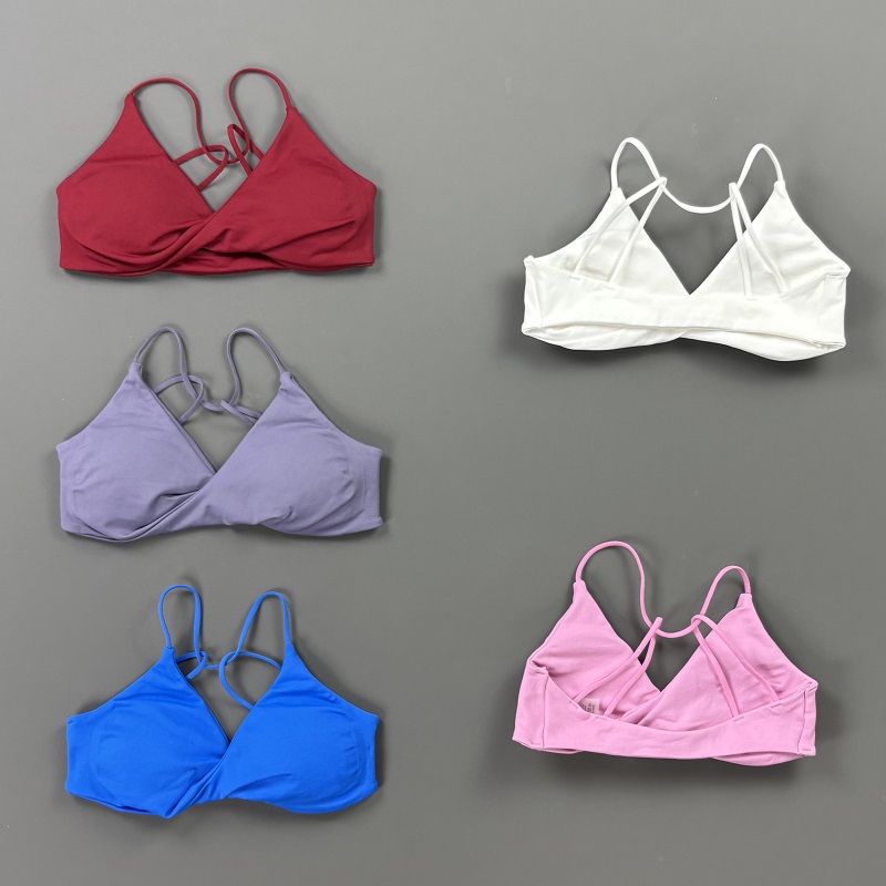 حمالة صدر رياضية نسائية من فيج - مراجعة Pilates Yoga Top وسعره